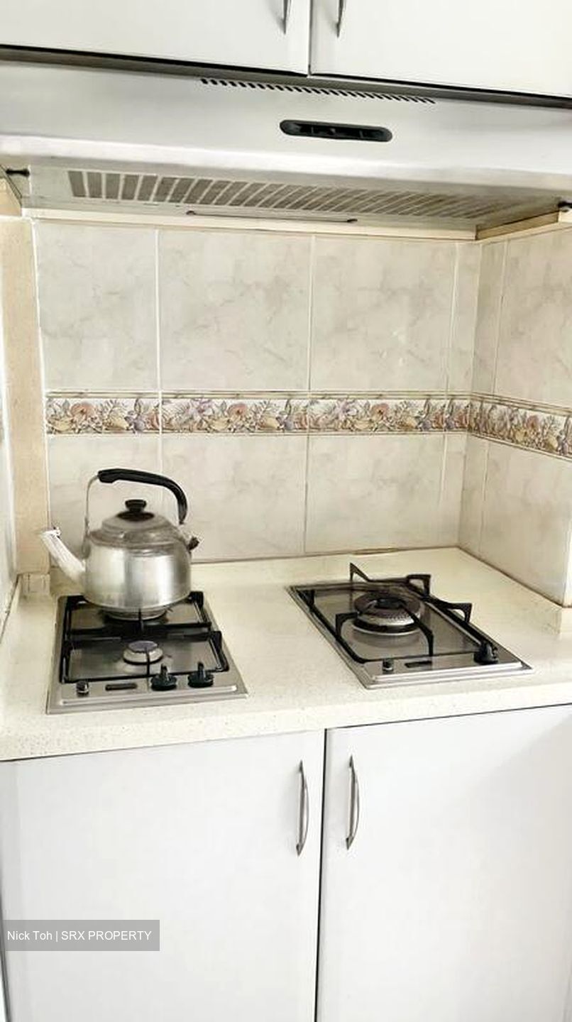 Blk 176 Woodlands Street 13 (Woodlands), HDB Executive #452163541